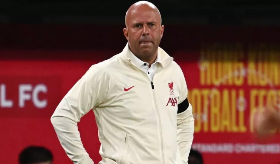 HLV Arne Slot có lý do để lo lắng trước màn thể hiện của Liverpool.