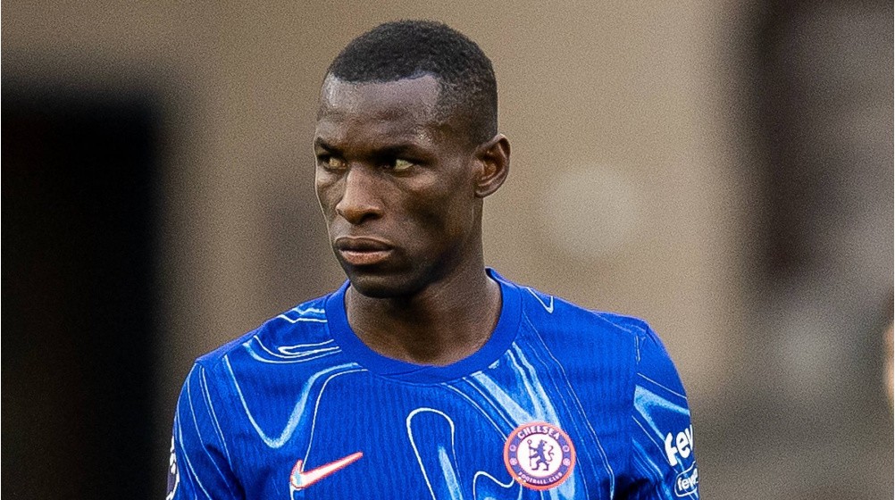 Jackson là 1 trong nhiều tiền đạo Newcastle theo đuổi.