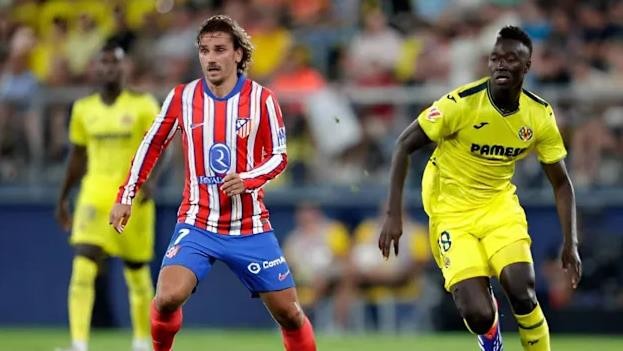 Pape Gueye cũng là một tiền vệ phòng ngự chất lượng.