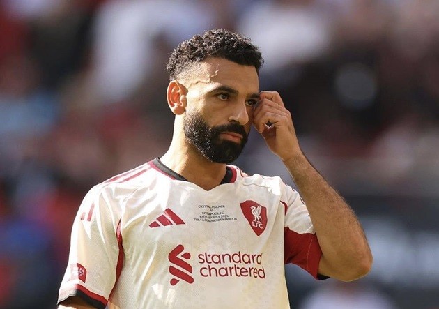Mohamed Salah đã trở thành tội đồ trên chấm luân lưu.