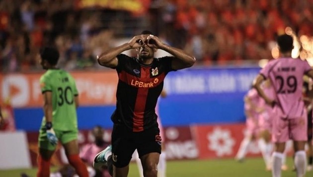 Ninh Bình dễ dàng đánh bại Thanh Hóa trên sân nhà.