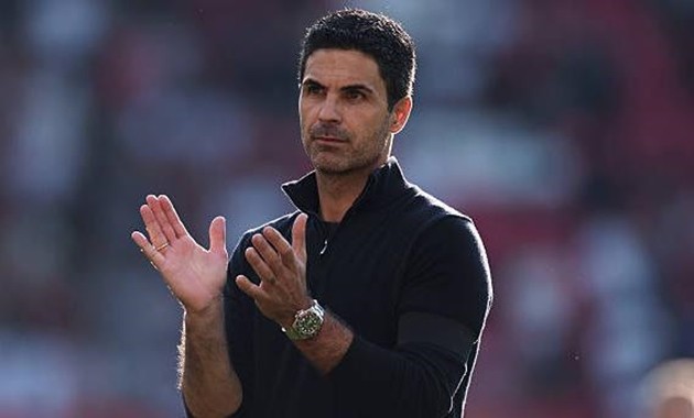 Mikel Arteta thừa nhận đau đầu với hàng công Arsenal.