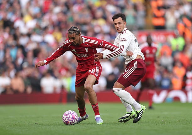 Hugo Ekitike: 7.5 điểm. Thi đấu nỗ lực trong hiệp một nhưng thiếu cơ hội. Tương tự trong hiệp hai và bàn thắng của anh đã bị từ chối chính xác vì lỗi việt vị. Bị thay ra trong hiệp hai.