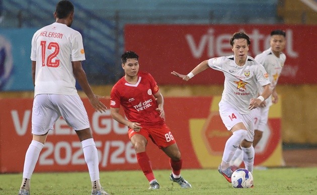 Viktor Lê và toàn đội nỗ lực nhưng không thể ghi bàn danh dự
