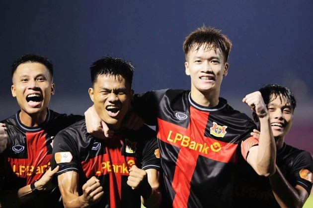 Vòng 11 V-League hứa hẹn nhiều trận cầu hấp dẫn.