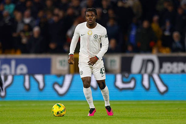 Việc Romeo Lavia vắng mặt khiến tuyến giữa Chelsea càng thêm mỏng manh về mặt nhân sự.