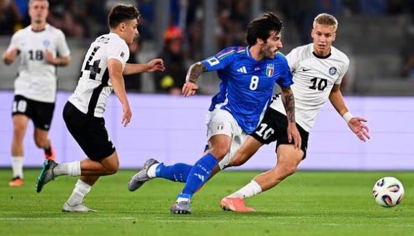 Tuyển Ý vẫn có nguy cơ phải đá play-offs dù thắng 5 trận liền.