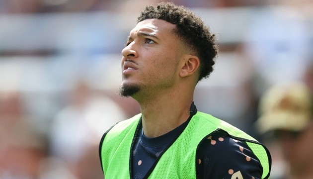 Jadon Sancho sa sút không phanh ở Man United.