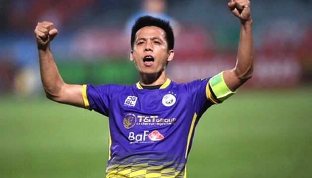 Văn Quyết mỉa mai lối chơi của Ninh Bình.