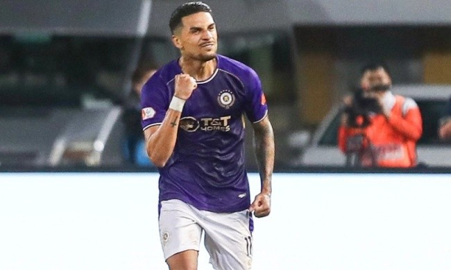 Hoàng Hên thể hiện phong độ ấn tượng. 