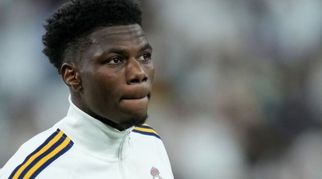 Aurelien Tchouameni được Liverpool và MU tranh mua.