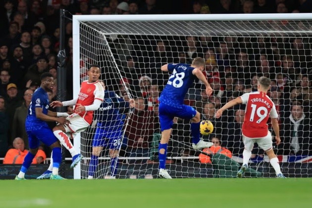 Arsenal trông không giống ứng cử viên vô địch - Bóng Đá
