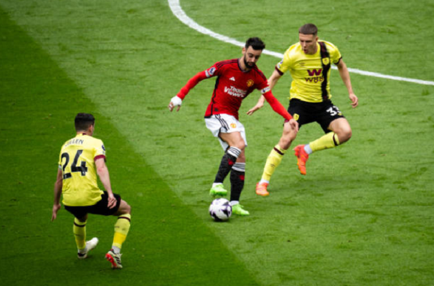 2 trận 18 key pass, đội trưởng vẫn không cứu được Man Utd - Bóng Đá