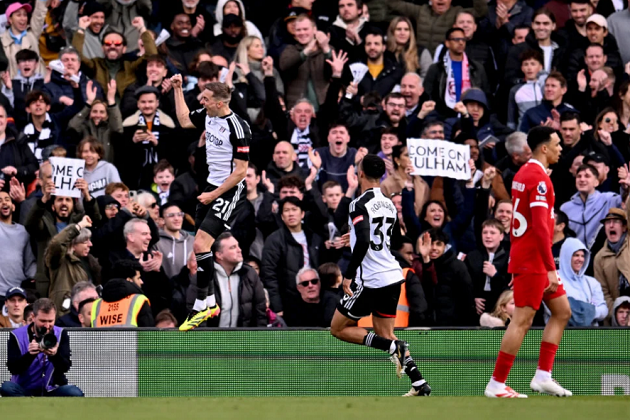 Arsenal ký với Zafar Iqbal  - Bóng Đá