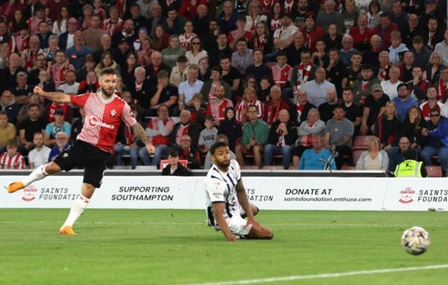 Southampton vào chung kết thăng - Bóng Đá