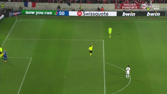 Emi Martinez là kẻ phản diện hoàn hảo - Bóng Đá