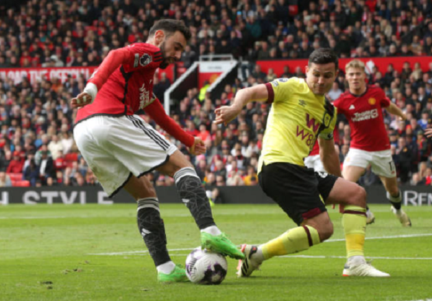 2 trận 18 key pass, đội trưởng vẫn không cứu được Man Utd - Bóng Đá