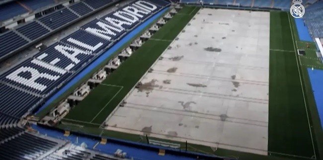 Santiago Bernabeu has a four-storey underground greenhouse below the pitch. - Bóng Đá