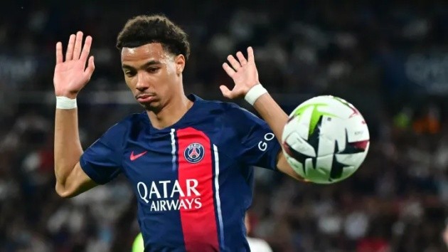 Sancho, Phillips, Torres...10 cầu thủ cần ra đi vào tháng Một - Bóng Đá