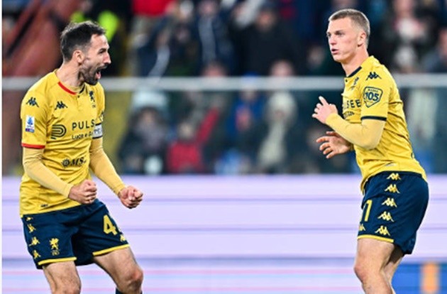 Ngôi đầu Serie A đổi chủ - Bóng Đá