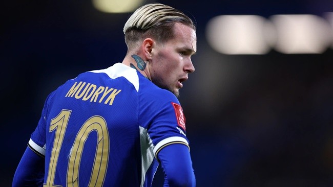 Xấu hổ quá Mudryk - Bóng Đá