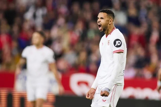 Man Utd line up £16m alternative to Serhou Guirassy as Stuttgart striker wants Tottenham transfer instead - Bóng Đá