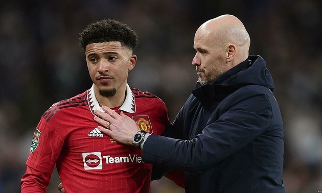 Erik ten Hag bất ngờ khen ngợi Jadon Sancho - Bóng Đá