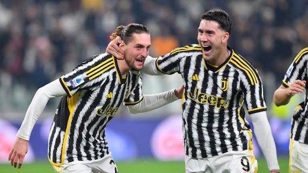 Milan đánh bại Sassuolo, Juve đẩy Roma rời xa top 4 - Bóng Đá