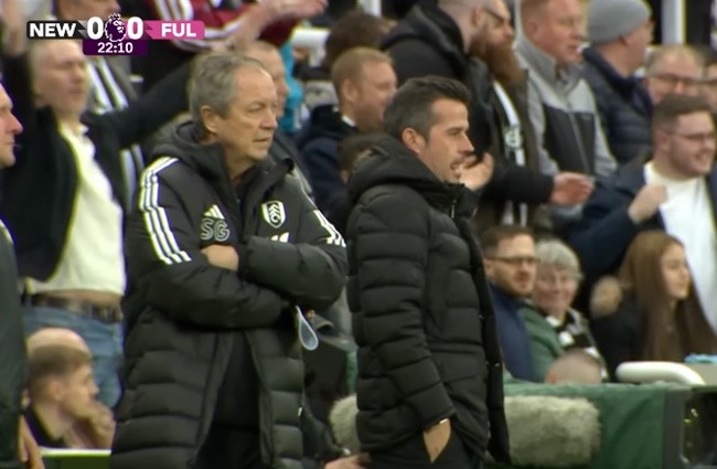 Ảnh Jimenez thẻ đỏ - Bóng Đá