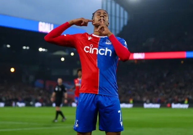 Thêm một ngôi sao bom tấn Premier League lộ diện vào hè này - Bóng Đá