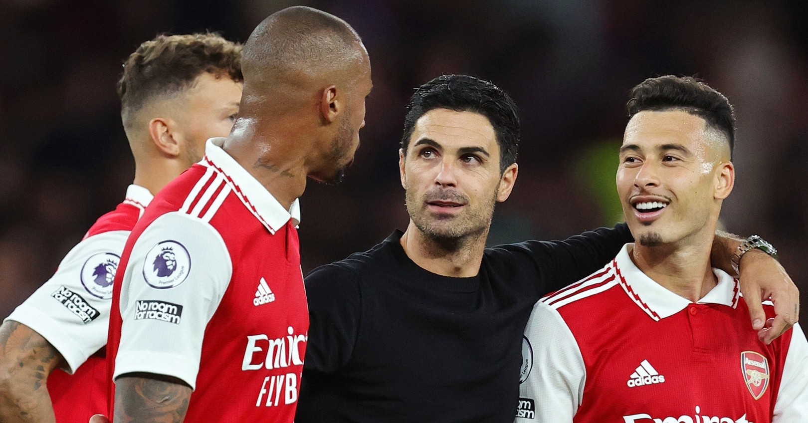 Arsenal dẫn đầu nhưng chưa thể an tâm - Bóng Đá