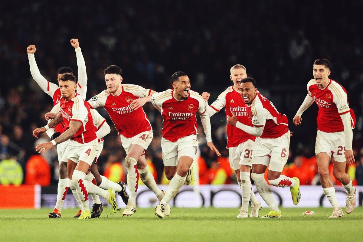 Arsenal mùa sau sẽ mạnh mẽ hơn - Bóng Đá