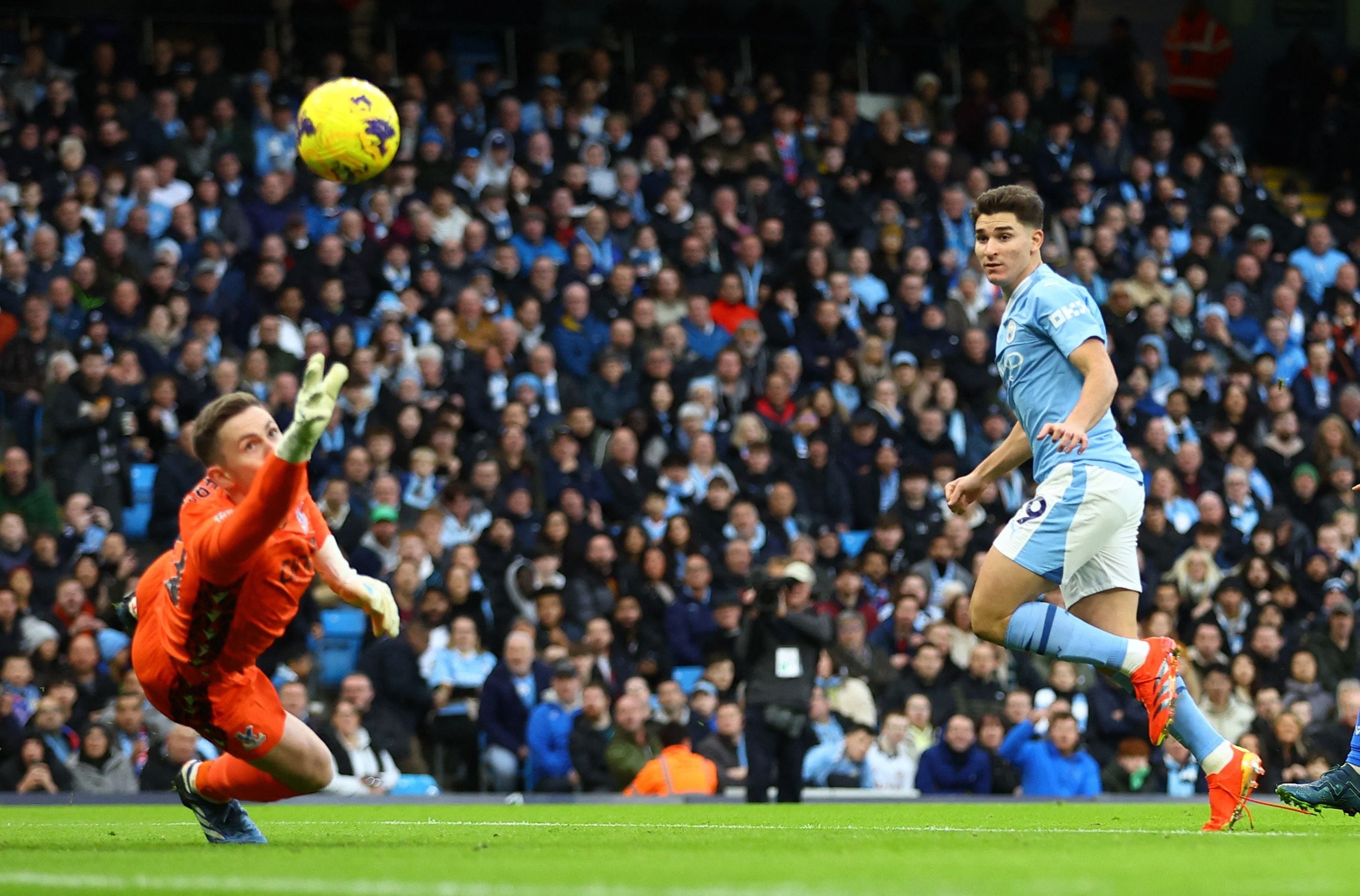 Dean Henderson - Bóng Đá