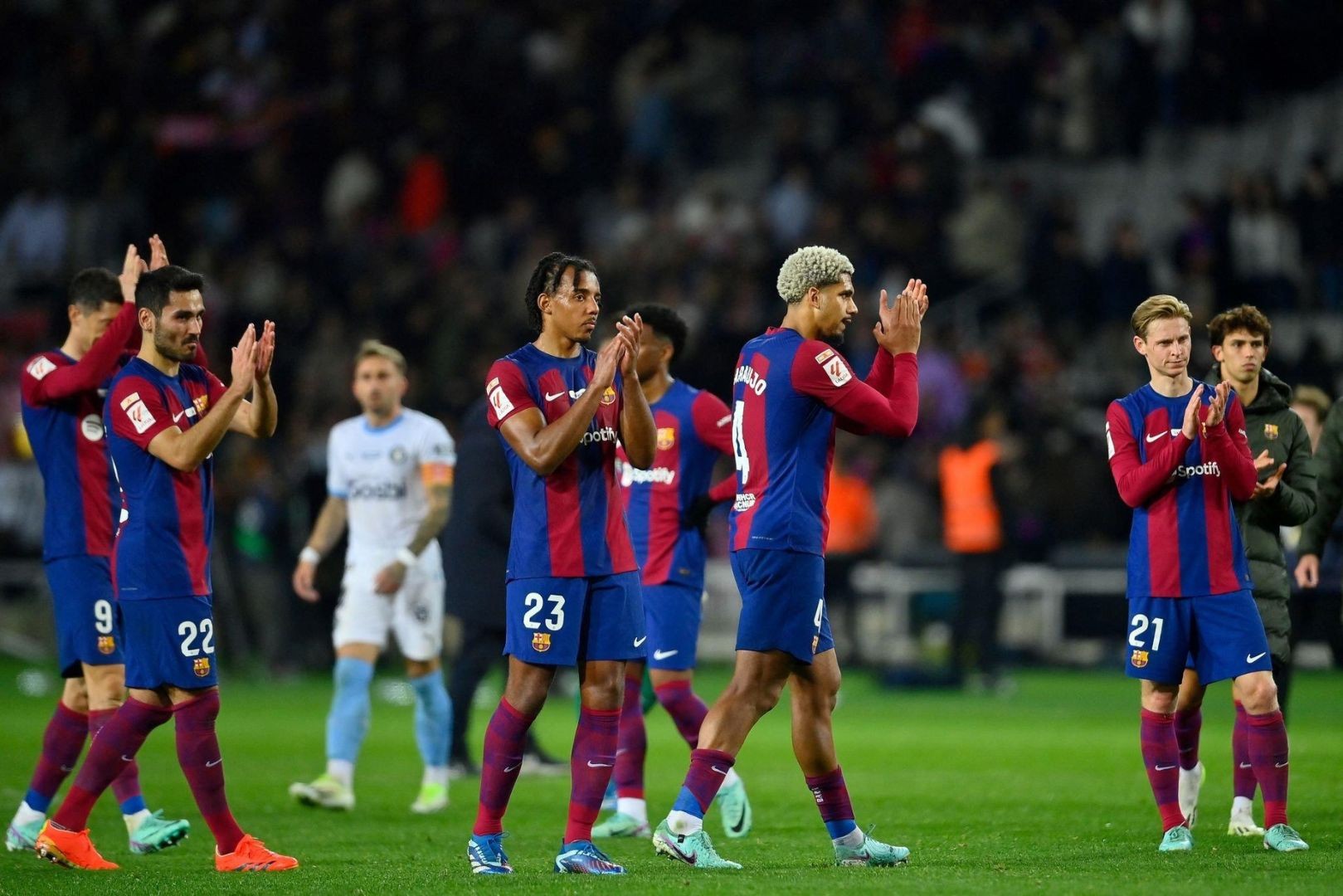 Data reveals the most likely Champions League Round of 16 opponent for Barcelona - Bóng Đá