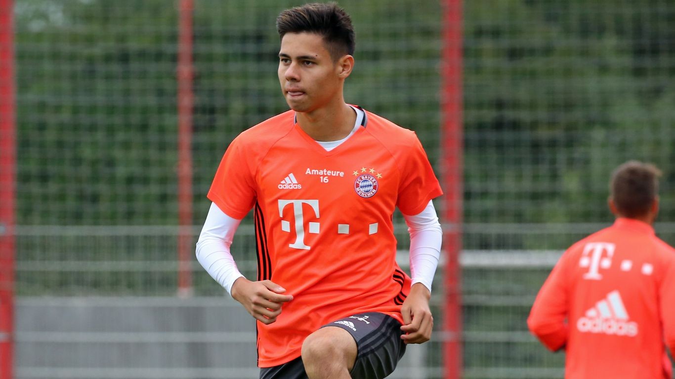 Philippines nhập tịch 'kinh hoàng', chiêu mộ cựu sao Bayern đối đầu ĐTVN - Bóng Đá