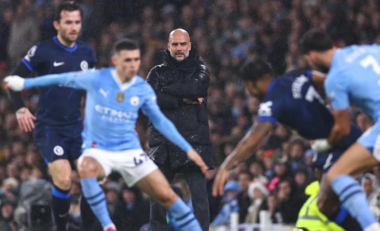 Troy Deeney shares who he thinks will win out of Man City vs Chelsea this afternoon - Bóng Đá