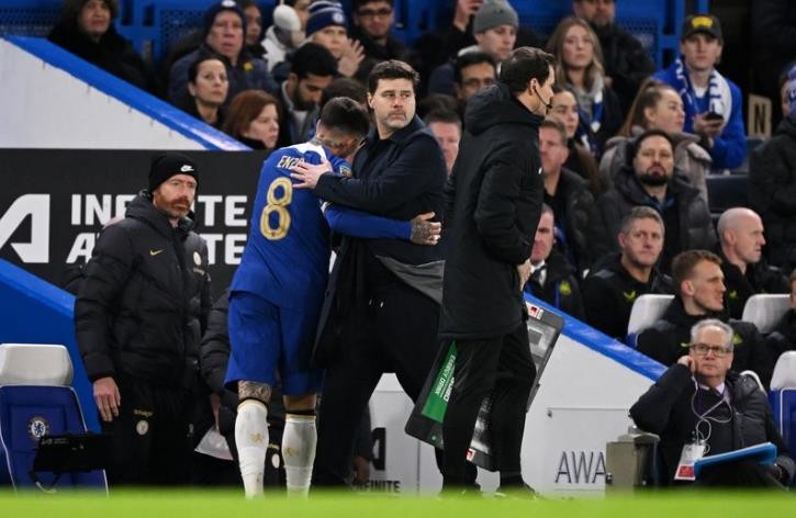 Why Enzo Fernandez was taken off in Chelsea's Carabao Cup clash with Newcastle amid injury scare - Bóng Đá