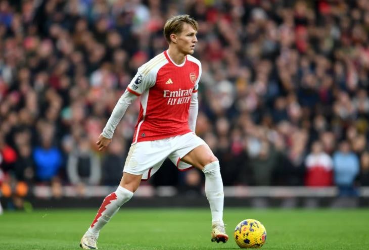 ‘Keep him quiet’… David James tells Liverpool to ‘dominate’ 25-year-old Arsenal player - Bóng Đá