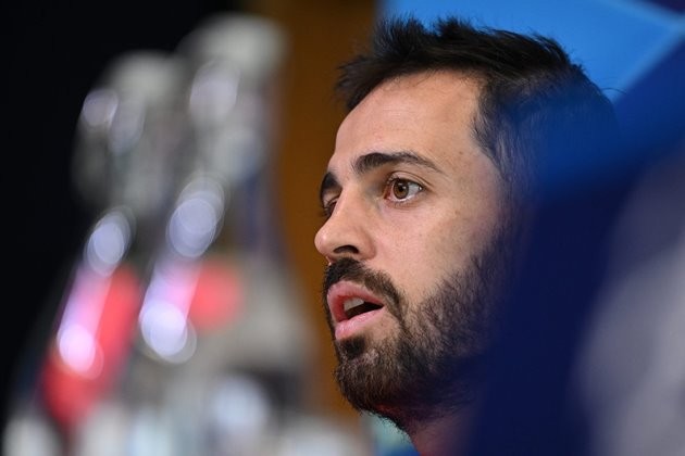 Report: Barcelona board discuss €58 million Premier League midfielder signing - Bóng Đá