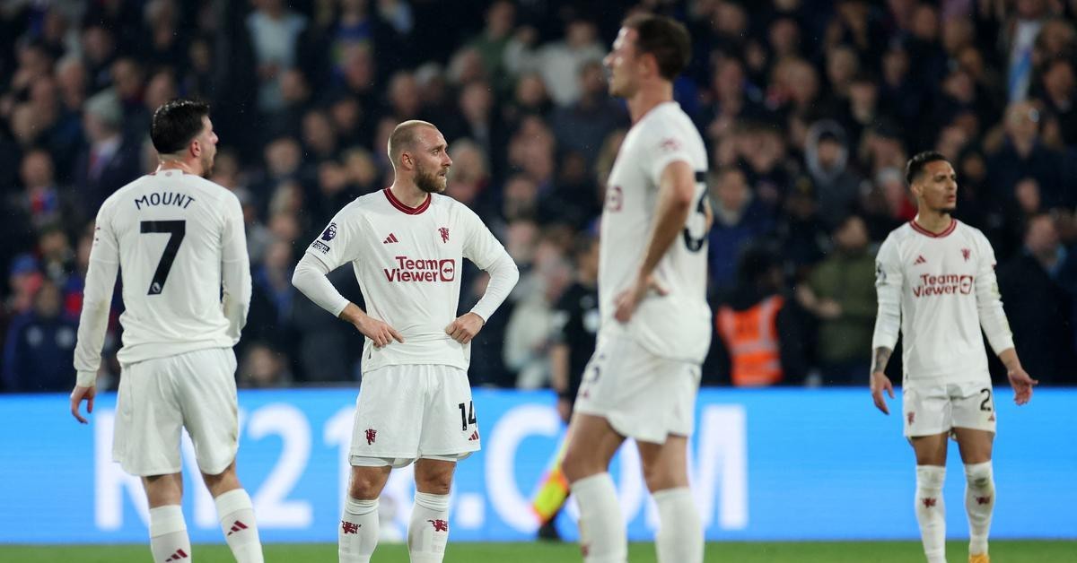 Vô địch FA Cup, Man Utd vẫn thất bại ở mùa này - Bóng Đá