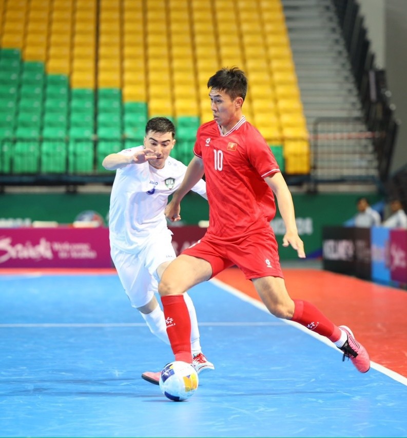 Thua đau phút cuối, futsal Việt Nam nguy cơ tan mộng World Cup - Bóng Đá