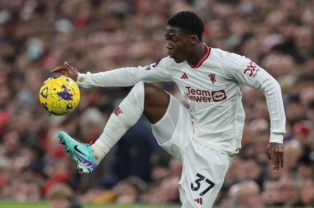 Manchester United midfielder ‘way ahead of his time’ hailed after ‘unbelievable’ performance - Bóng Đá