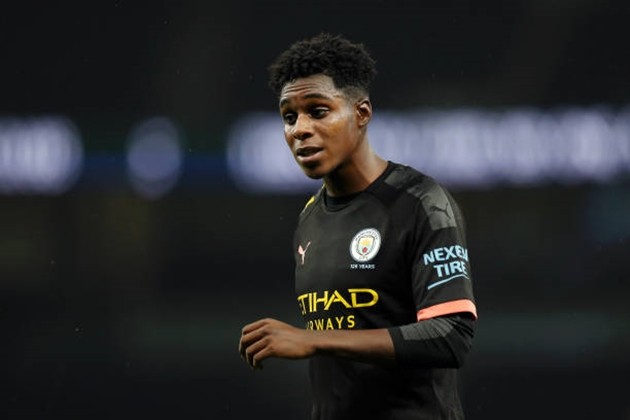 Man City sẵn sàng mua lại 