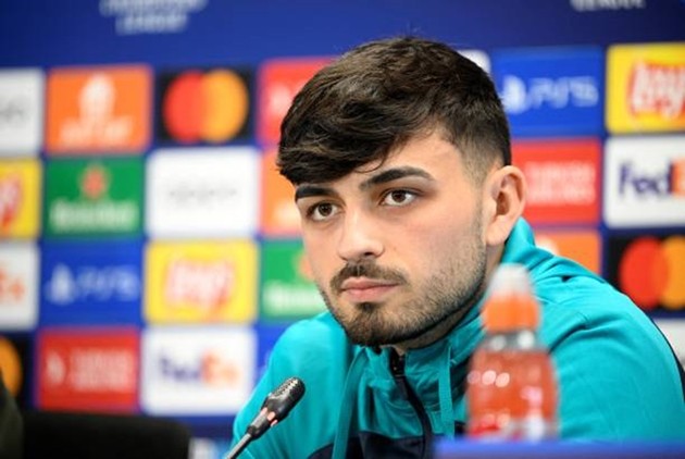 Pedri khao khát đá chính trước PSG - Bóng Đá