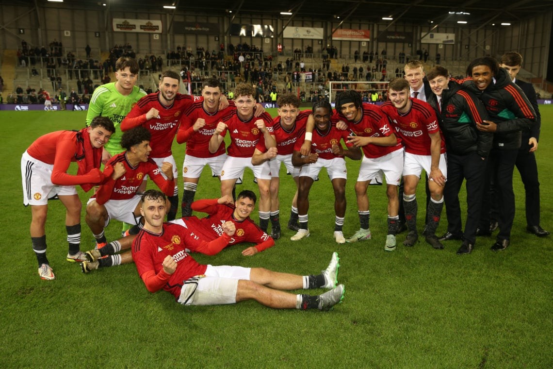 Hạ đẹp Man City, bầy trẻ Quỷ đỏ lên đỉnh nước Anh - Bóng Đá