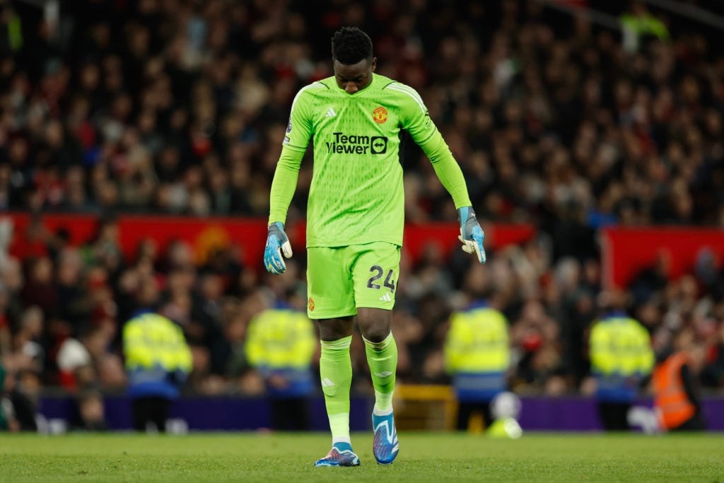 Andre Onana chưa thể sánh với De Gea - Bóng Đá