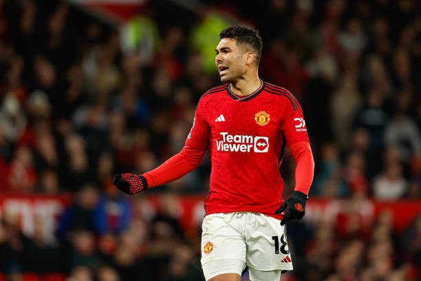Làm cách nào để Casemiro cứu sự nghiệp ở Manchester United? - Bóng Đá