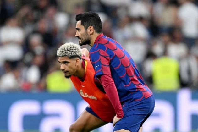 Ronald Araujo lên tiếng về mối quan hệ với Ilkay Gundogan - Bóng Đá