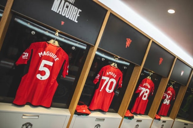 Sir Jim ngán ngẩm với cơ sở vật chất của M.U - Bóng Đá