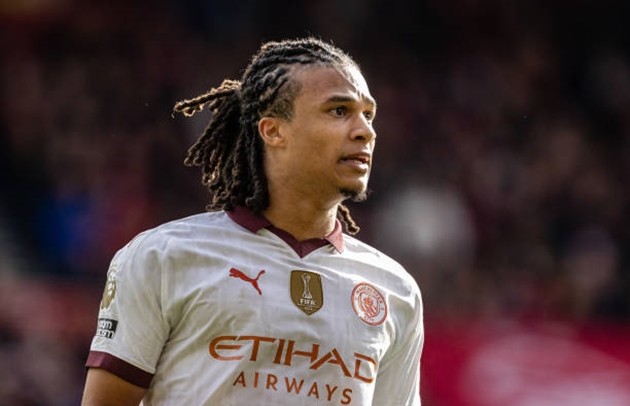 Sao Man City chưa dám nghĩ đến chức vô địch Ngoại hạng Anh - Bóng Đá